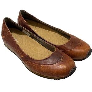 Eddie Bauer Christine Ballet Flats Sneakers Sz 8.5 Distressed Leather Slip-on